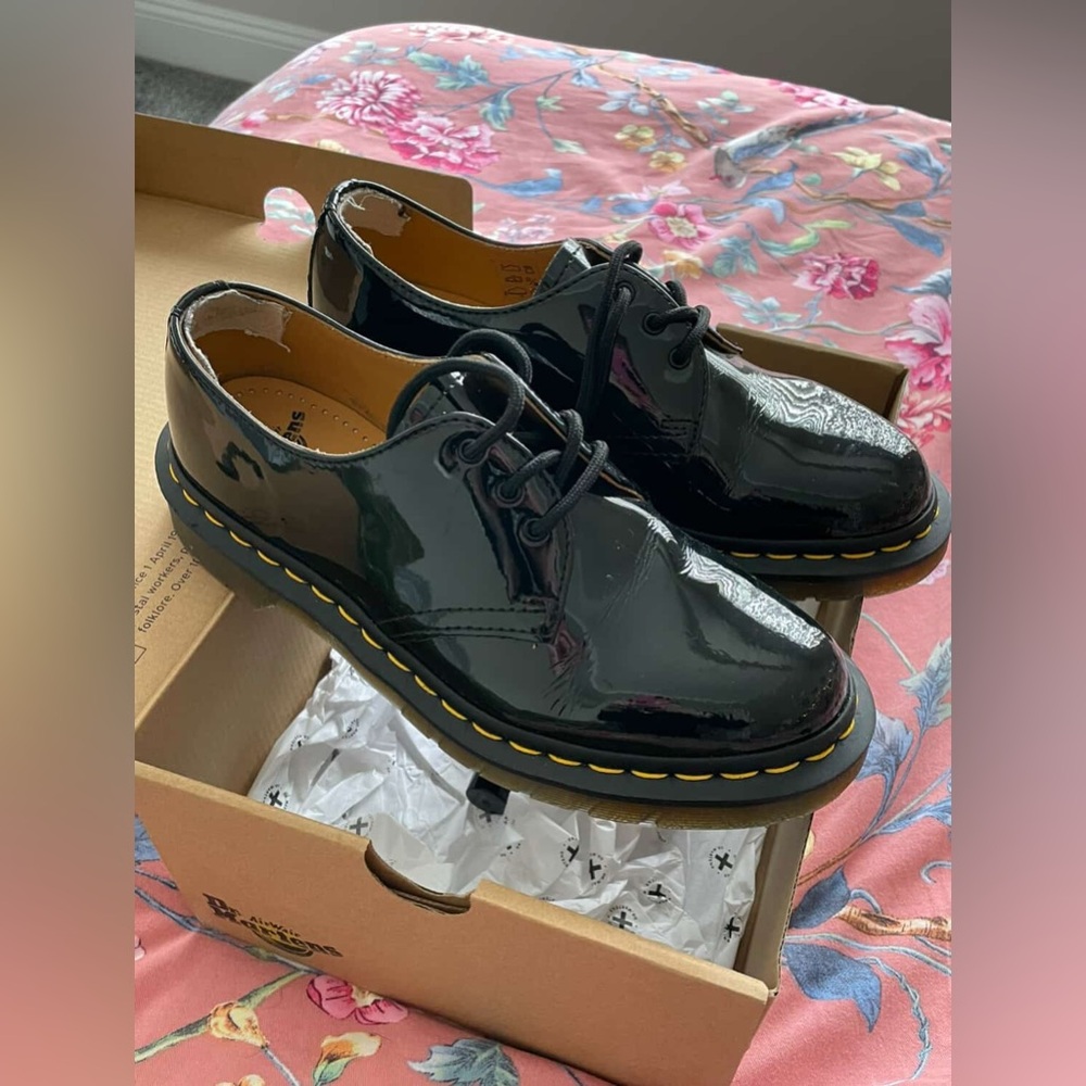 Doc Martens 1461 Black Patent Womens 7 - Picture 6 of 9